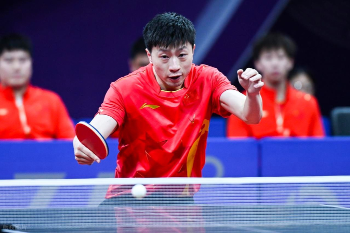 v体育官网-乒乓球反手必学：快点 + 拨球分清这 3 点，台内出台全拿捏|马龙|击球|球友|台球|手腕_新浪体育_新浪新闻
