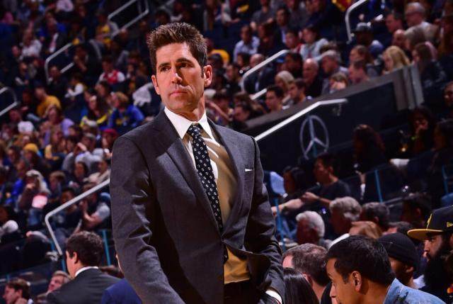 v体育app-手握双乐透 选秀大会40天倒计时勇士面临两难选择