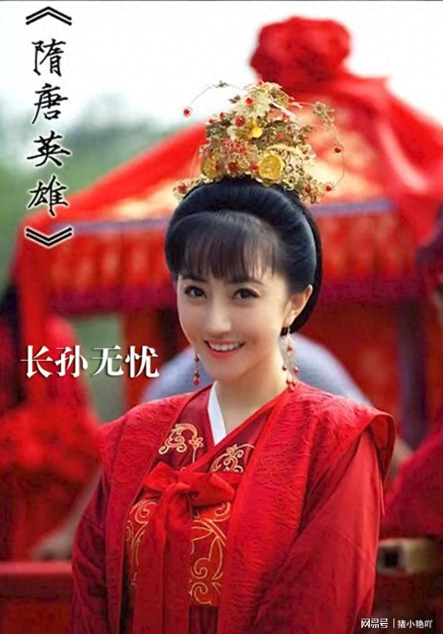 v体育-女演员自曝:曾流产5次失去7个宝宝,如今43岁仍努力拼二胎!